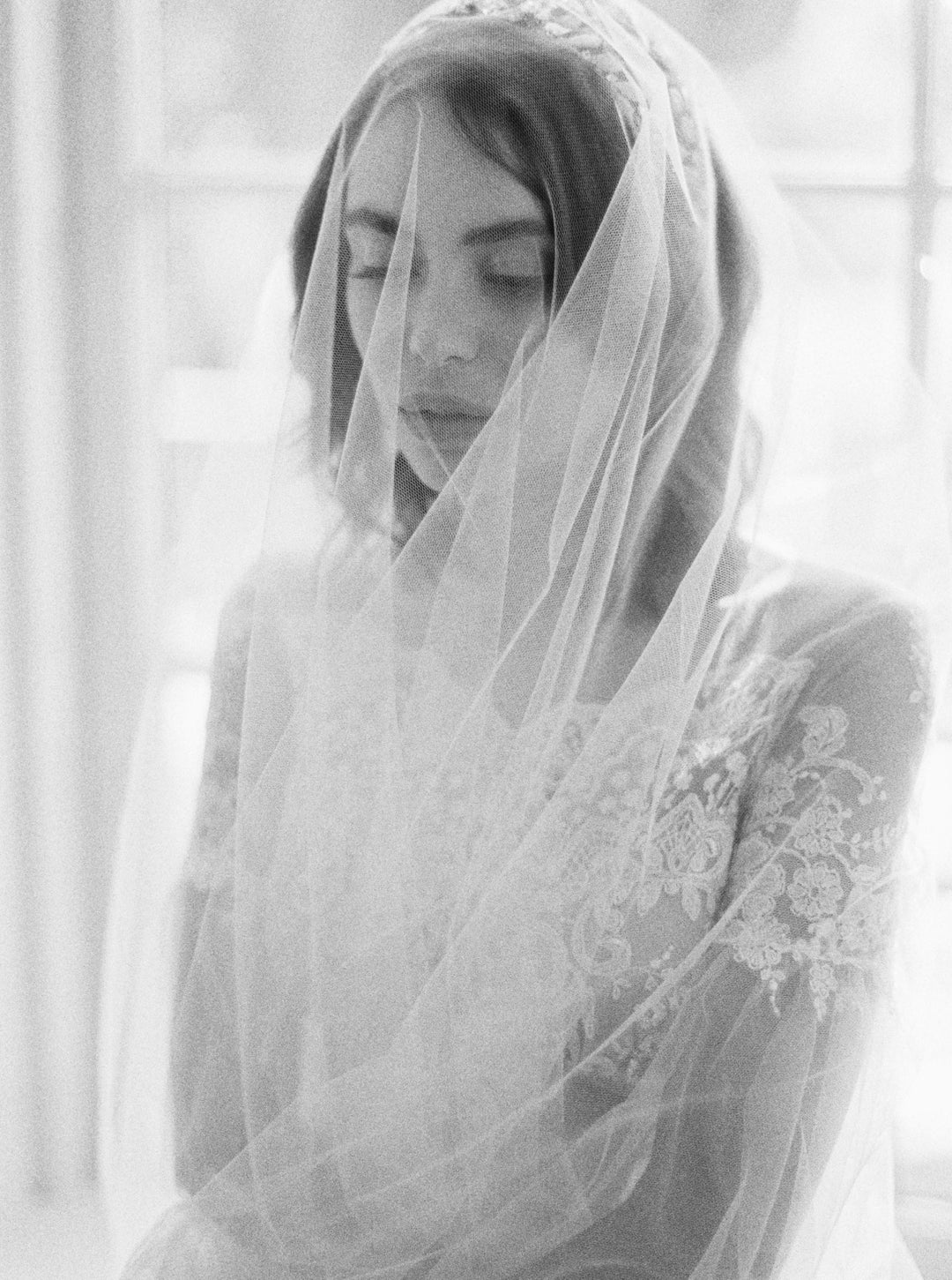 SALOME  Sheer Bridal Veil – Noon on the Moon