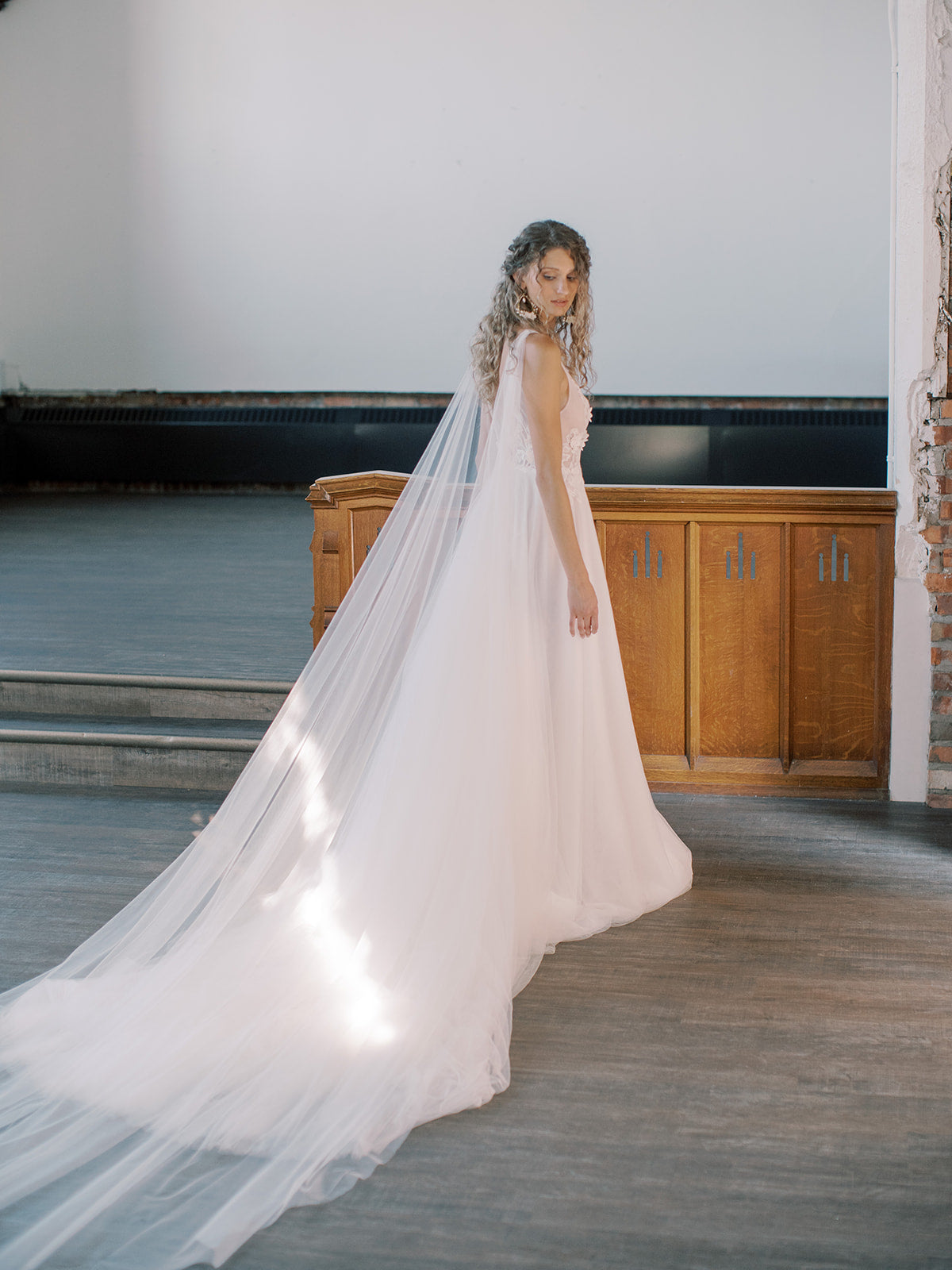 Wedding dress with cape and clearance veil